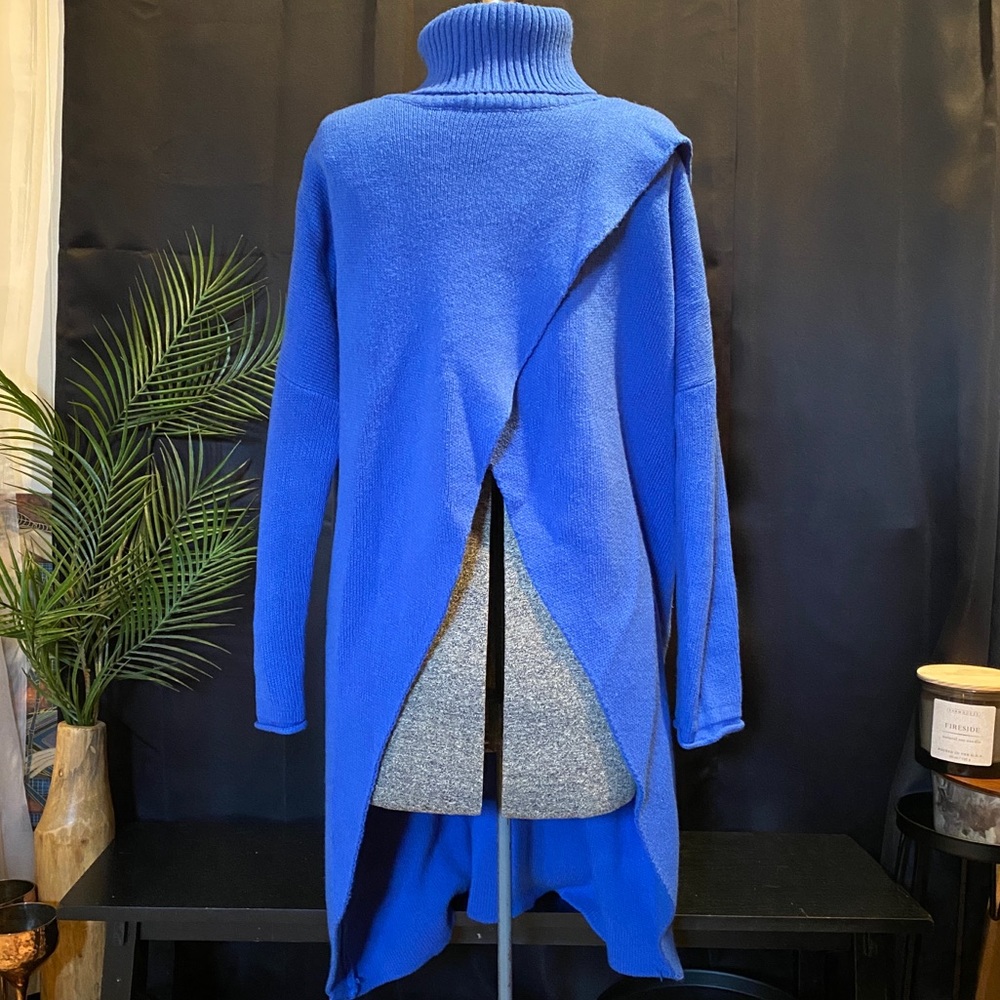 Asymmetrical Chunky Open Front Sweater - image 1